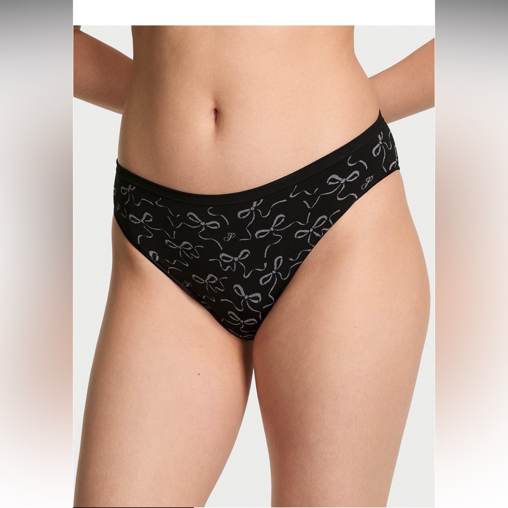PINK Victoria's Secret Seamless Brazilian Panty